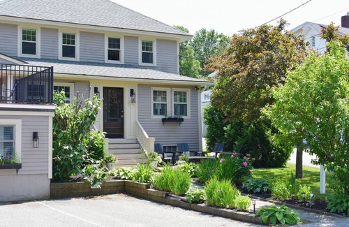 Ogunquit Cottage | Beautifully Modern Downtown Ogunquit Home