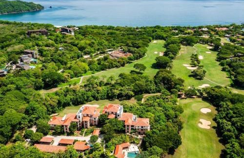 Playa Conchal House | Beautifully Remodeled Condo w - Pool