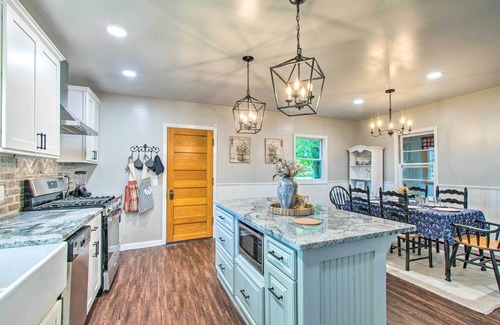 Annapolis House | Beautifully Restored Farmhouse in Marshall!