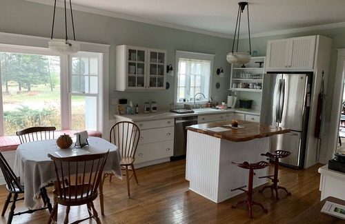 Plato Center House | Beautifully Restored 1890s Farmhouse in Hampshire, Illinois