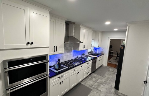 South Kansas City House | Beautifully Updated 1917 Brookside 3-BR Home With Modern Comfort & Classic Charm