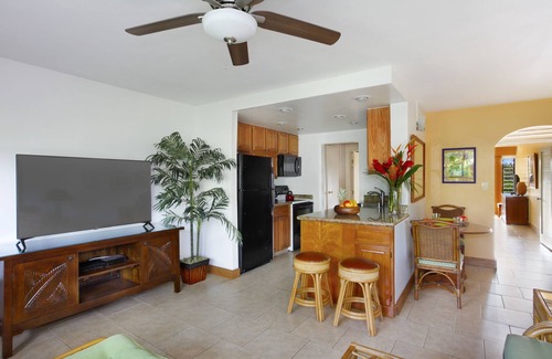 Poipu Condo | Beauty, comfort, and value describe this one bedroom condo in sunny Poipu!