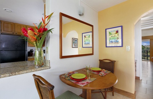 Poipu Condo | Beauty, comfort, and value describe this one bedroom condo in sunny Poipu!