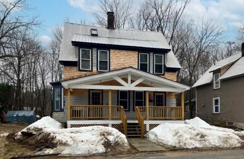 Bartlett Apartment | Beauty of Bartlett - Unit 2