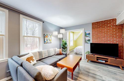 Bartlett Apartment | Beauty of Bartlett - Unit 2