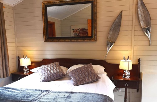 Warminster Ski Chalet | Beaver 1 HuntersMoon-warminster-Wiltshire