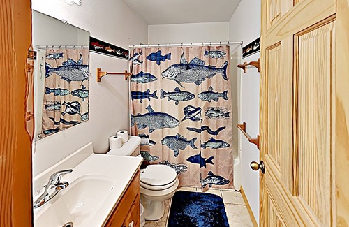 Hayward Cabin | Beaver Bay Lodge On 2,500 Acre Nelson Lake Hayward, WI