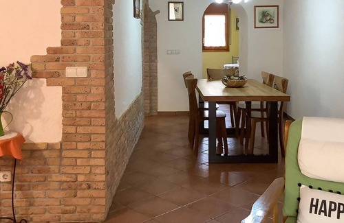 Puigdalba Cottage | BED, A 35 MINUTES OF BARCELONA.