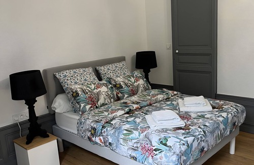 Joze Bed & Breakfast | Bed and Breakfast 'Chambre D'hôte 2' with Shared Terrace, Wi-Fi and Air Conditioning