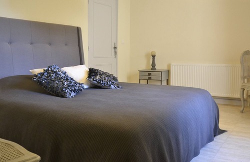 Saint-Andiol House | Bed and breakfast CORILLA