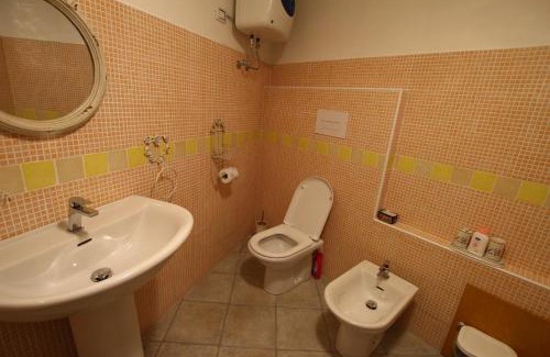 Nuoro Bed & Breakfast | Bed And Breakfast Majore