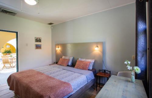 Willemstad Bed & Breakfast | Bed and Breakfast Toni Kunchi