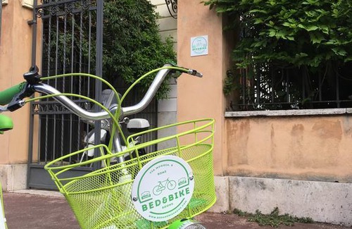 Quartiere XV Della Vittoria Hotel | Bed&BikeRome Rooms