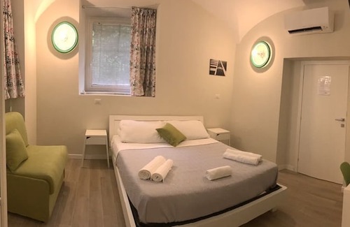 Quartiere XV Della Vittoria Hotel | Bed&BikeRome Rooms