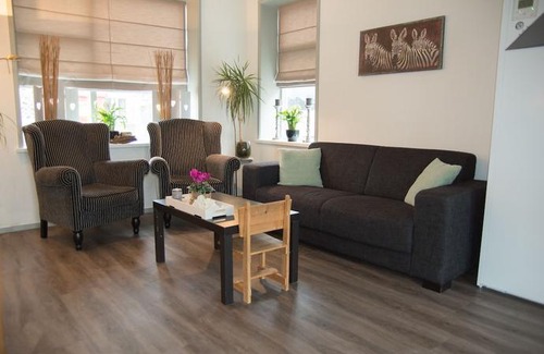 Lauwerzijl House | Bed en breakfast Uitrust