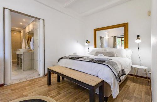 Welgemoed Apartment | Bed On Boucher