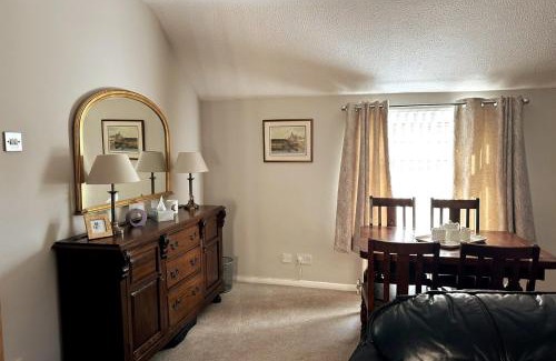 Dunstable Apartment | Bedfordshire Haven: 3-bedroom with Garden