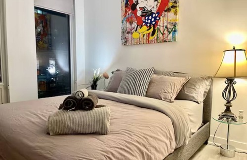 CityPlace Bed & Breakfast | Bedroom 1 & Breakfast