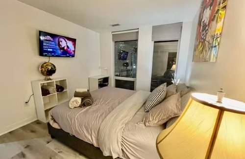 CityPlace Bed & Breakfast | Bedroom 1 & Breakfast