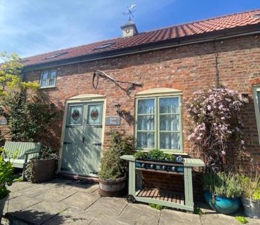 Grimsby House | Beech Farm cottages