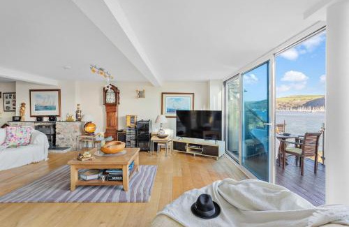 Dartmouth House | Beechcroft