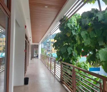 Barangay Buena Suerte Hotel | Beehive El Nido