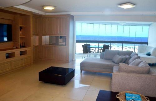 Barra Sul Apartment | Beira-Mar: Verão de Luxo em Balneário Camboriú!