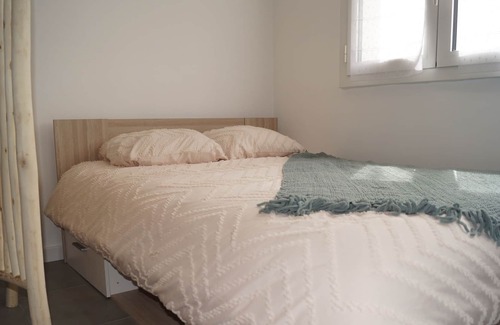 Quartier Centre Ville Apartment | Bel Appartement, 8min à Pied RER B, 20min de Paris