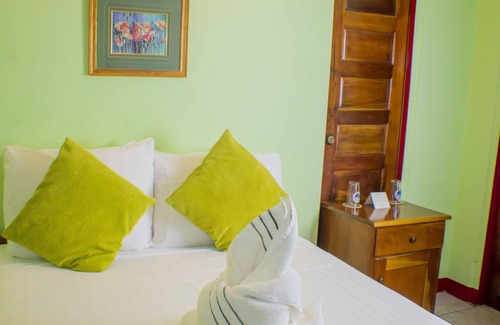 Belize City Hotel | Belcove Hotel