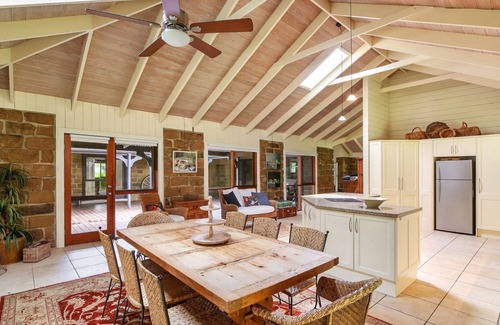 Macmasters Beach Cabin | BELGARA, TOP NOTCH, Par EXCELLENCE