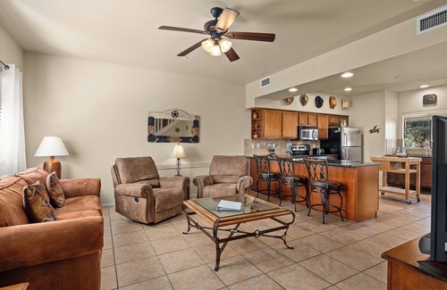 Oak Creek House | Bell Rock Vista - Hot Tub, Spacious Townhouse with Great Location and Views