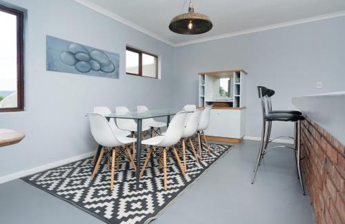 Old Place Apartment | Bella Laguna