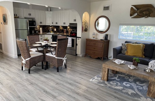 Sexton Cove Estates House | Bella Vista Cottage - Bayside with Boat Dockage