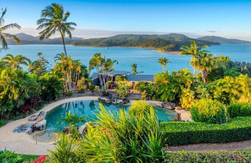 Hamilton Island Apartment | Bella Vista East 5 - Oceanview & Buggy