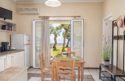 Tsilivi Condo | Bella Vista, Nr.2 - 1 Bedroom Apartment (groundfloor)