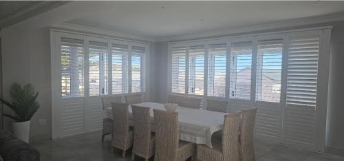 Yzerfontein House | Bella Vista Yzerfontein - No loadshedding - Home away from home