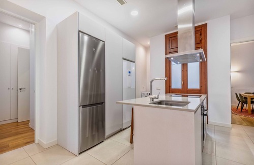 Cortes Apartment | Bellas Artes I apartment in Madrid