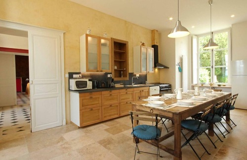 Bellavilliers Cottage | Bellavilliers Castle - Charming Stay in Perche with WIFI