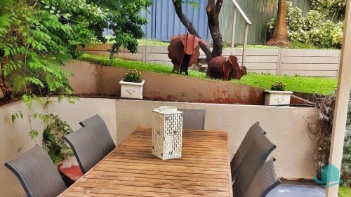 Buttaba House | Bellavista Retreat