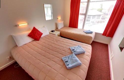 Christchurch Hotel | Belle Bonne Motel