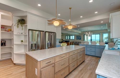 Isle of Palms House | 'Belle Mer'~ OCEAN FRONT, PRIVATE POOL, HOT TUB, ELEVATOR