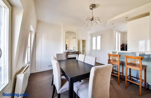 Levallois-Perret Apartment | Belle vue Levallois-Perret