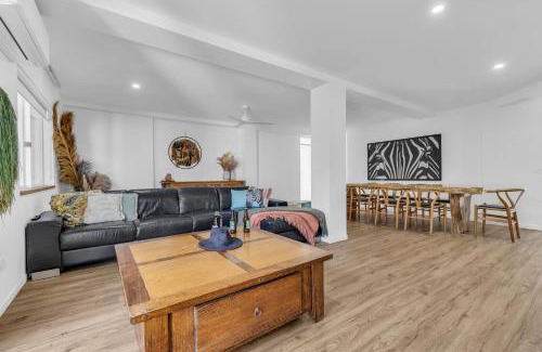Merimbula Apartment | Bellvilla - Bluebonnet Suite