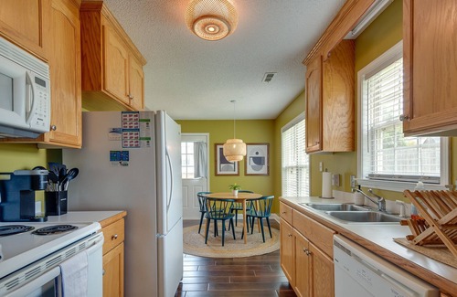 North Belmont House | Belmont Vacation Rental ~ 15 Mi to Charlotte!
