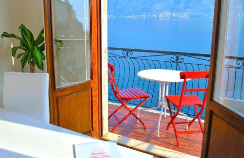 Sala Comacina Apartment | Belvedere - Apartment with Balcony Lake View