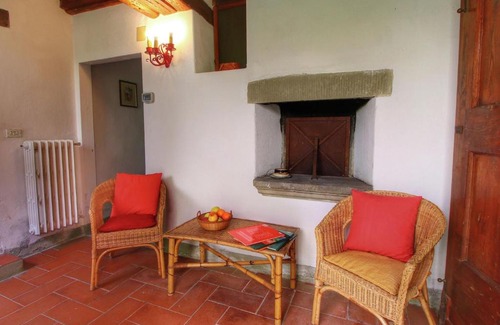 Petrognano House | Belvilla by OYO Casina del Forno