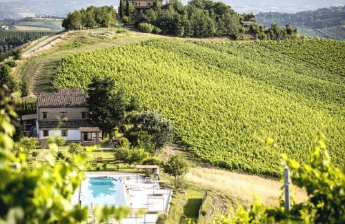 San Savino Apartment | Belvilla by OYO Gardenia