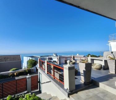 Simon's Town Apartment | Bendito at 5