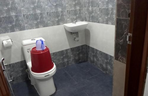 Ponnani Hotel | Benzy Tourist Home