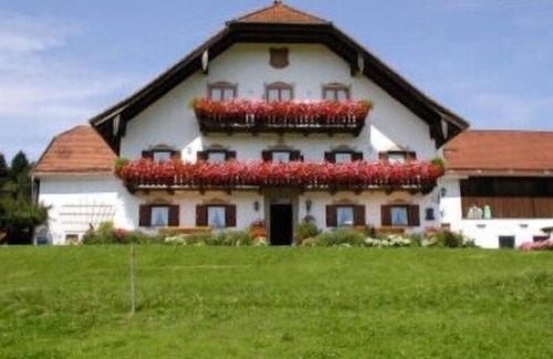 Anger Apartment | Bergblick94m², EG, 2 Schlafzimmer, Sat-tv, Terrasse, Max. 4 Personen